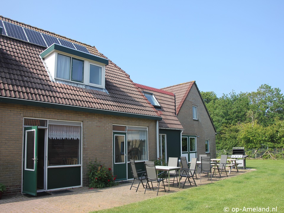 Buitenaanzicht Molenaar (2 gezinnen) Buitenaanzicht Molenaar (2 gezinnen)